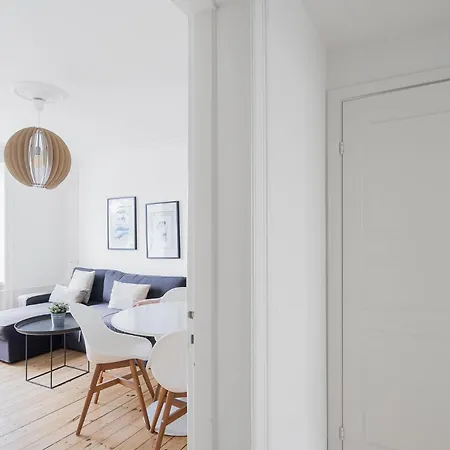 Fantastic 1-bed In Christians Harbour Apartment *